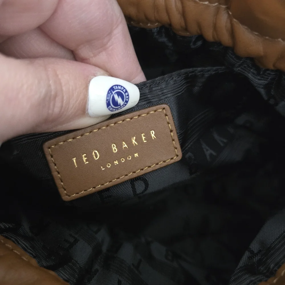 Ted Baker Myloo Leather Crossbody Bag - Picture 9 of 14